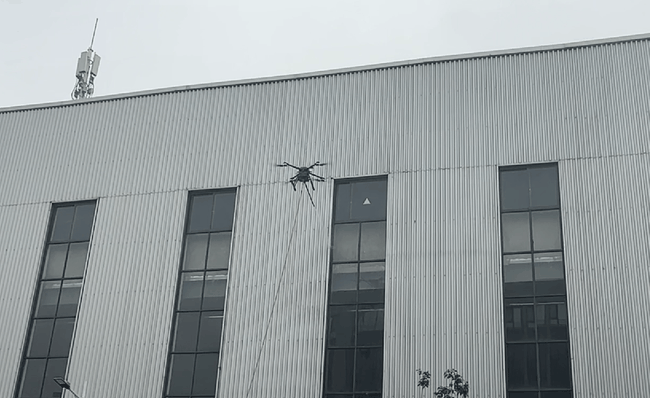 AL005 Pro Cleaning Drone applications overview 6