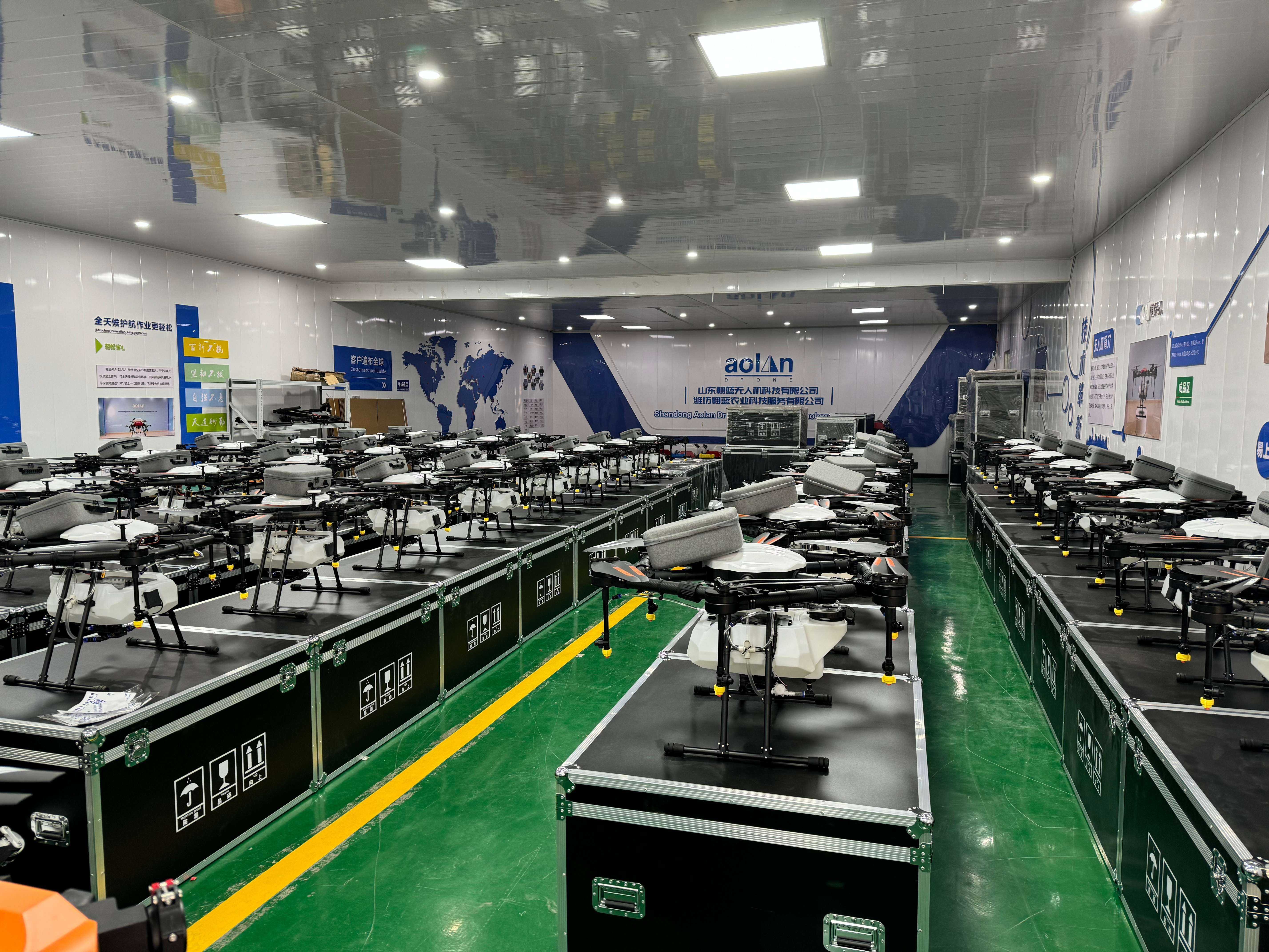 AL005 Pro Cleaning Drone overview 2
